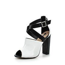 LOST INK  RACHEL CROSS STRAP HIGH VAMP BLOCK HEEL SANDAL - BLACK/WHITE